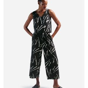 NWT Matter Prints Classic Wideleg